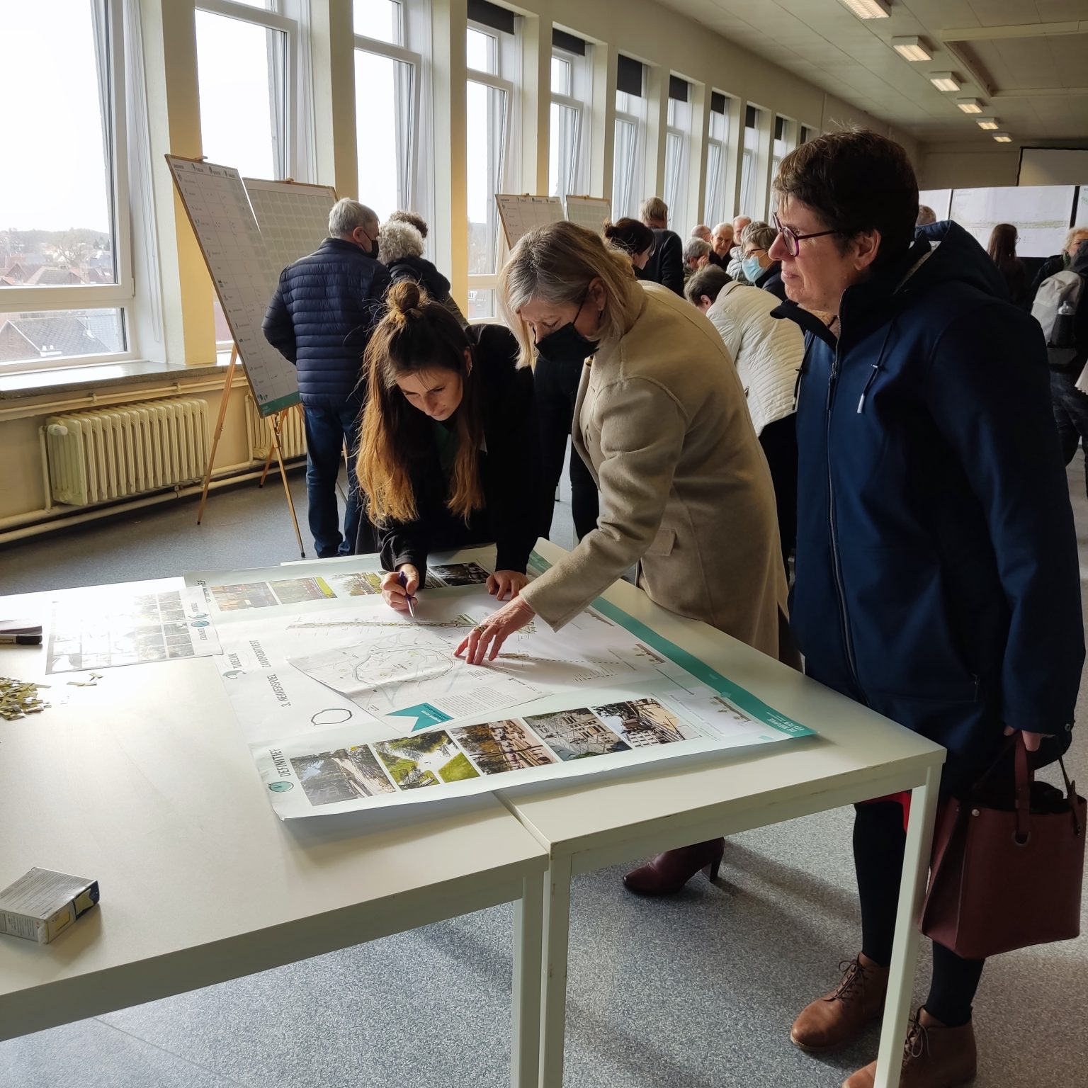 2021_004_AWV_R12_Mechelen_Nieuwe Vesten_infomarkt_met ontwerpers