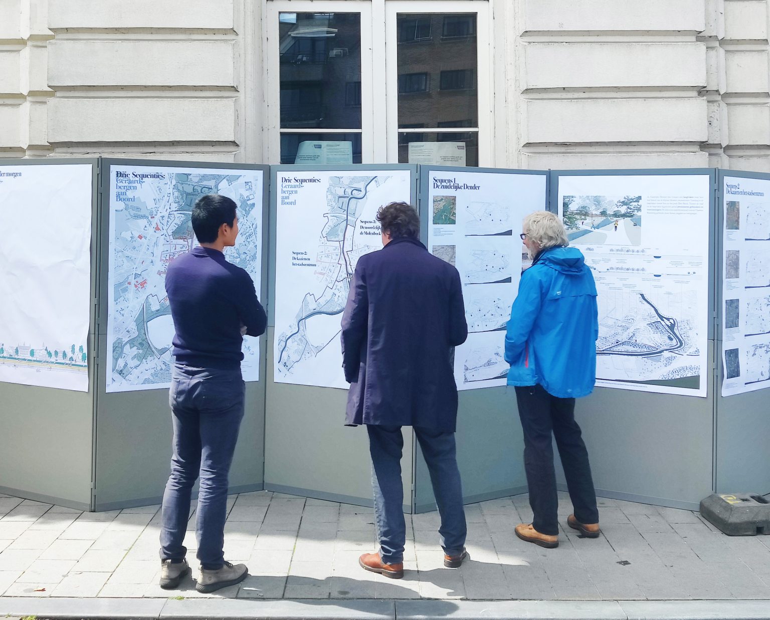 Participants at the Kaaifeest for the redevelopment of the Dender riverbanks in Geraardsbergen